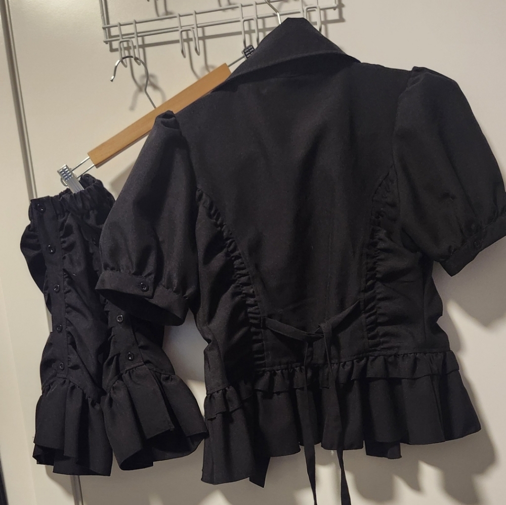 Trad Goth Lolita Vampire Blouse With Matching Armwarmer Sleeves - Picture 2 of 3
